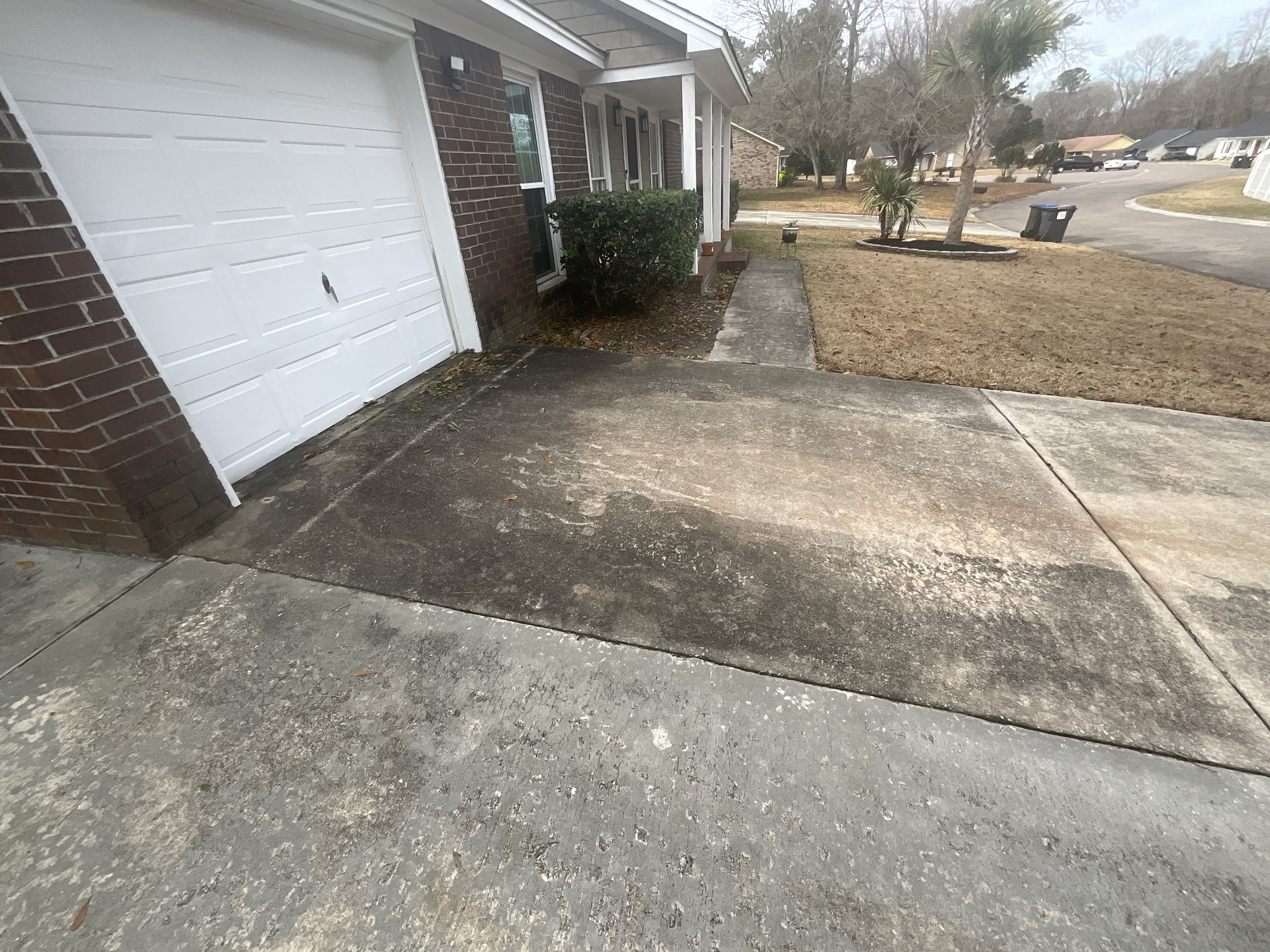 Driveway Cleaning in Mt. Pleasant, SC